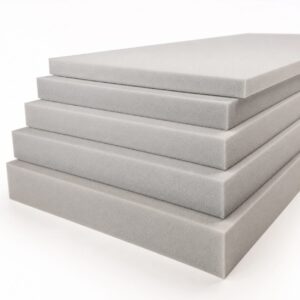 Láminas de espuma de poliuretano flexible disponibles en diferentes densidades para aplicaciones industriales, acústicas, de empaque y manufactura.